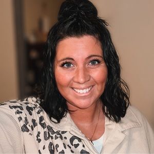 Meet your Posher, Bridgette